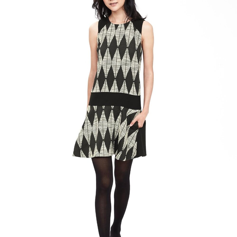 Banana Republic Black Diamond Jacquard Drop Waist Dress Swing Aztec Size 2